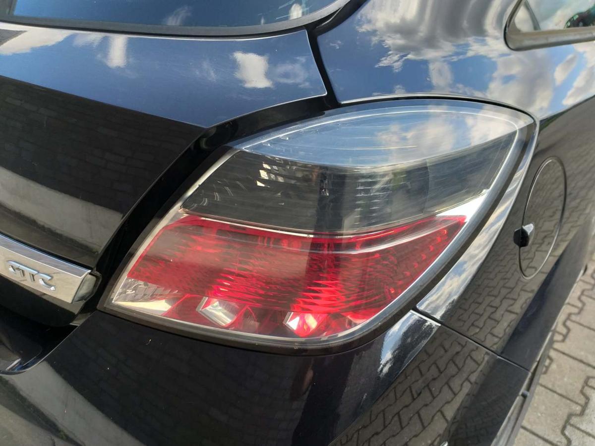 Opel Astra H GTC original Rücklicht Rückleuchte Schlussleuchte rechts Coupe Bj.2006